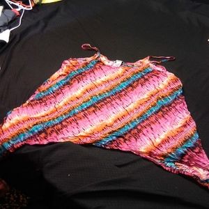 Ultra Teeze colorful summer top